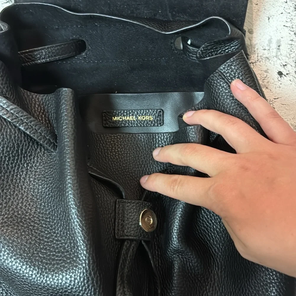Michael Kors Junie Flap Black Leather‎ Backpack